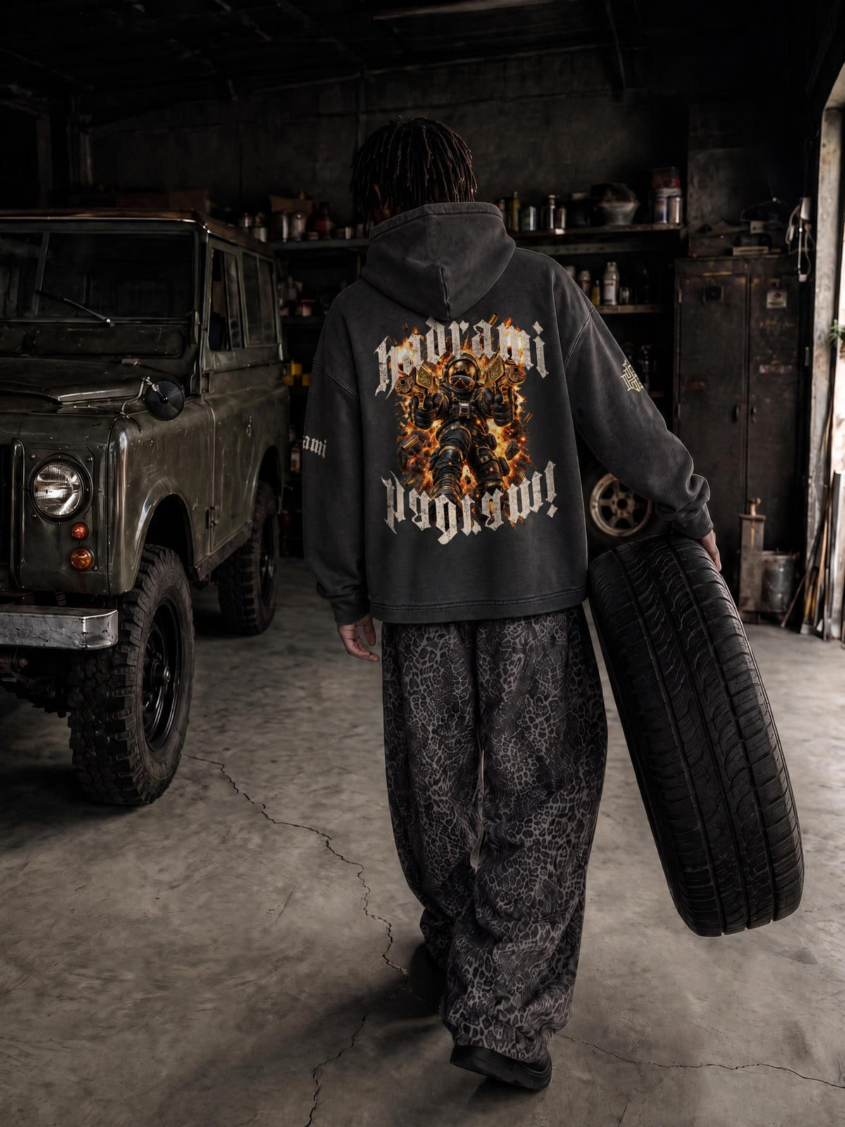 Men's Snake Print Barrel Leg Pants